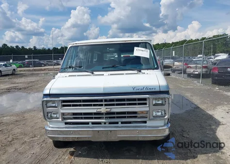 1988 Chevrolet G20 из США, поврежденный, VIN 2GCEG25K4J4112747